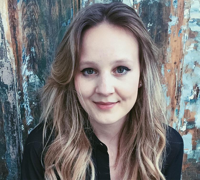 Porträt von Ulla Fiedler, Social Media Manager bei ZEPTER&KRONE Berlin