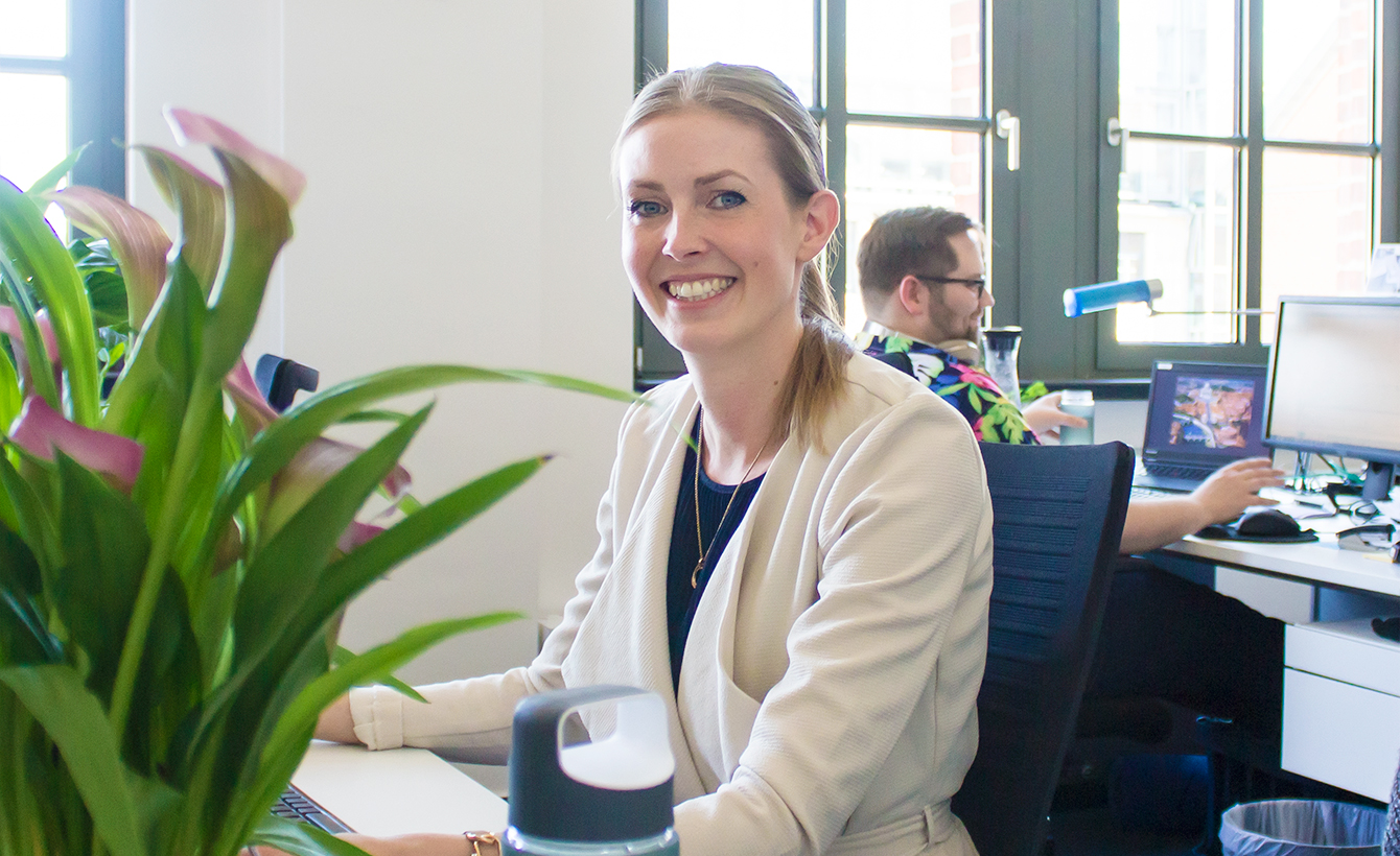 Porträt von Kristin Kugler, Senior Marketing Managerin bei care.com